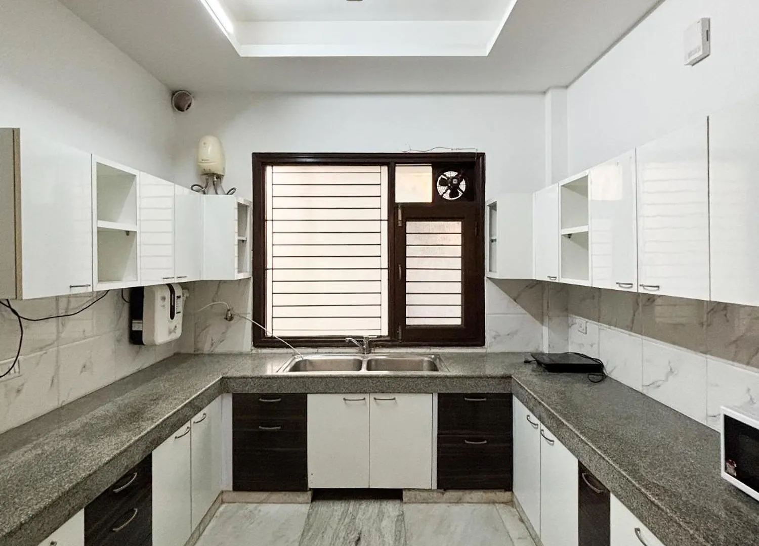 Housr 2 Bhk Apartment Sector 39 Gurgaon Hotel
