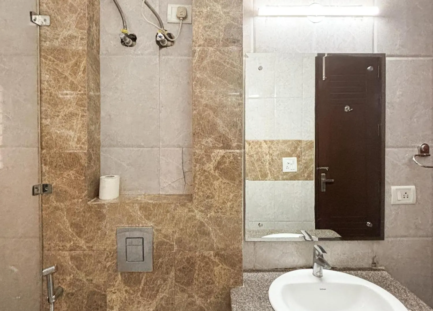 Housr 2 Bhk Apartment Sector 39 Gurgaon India