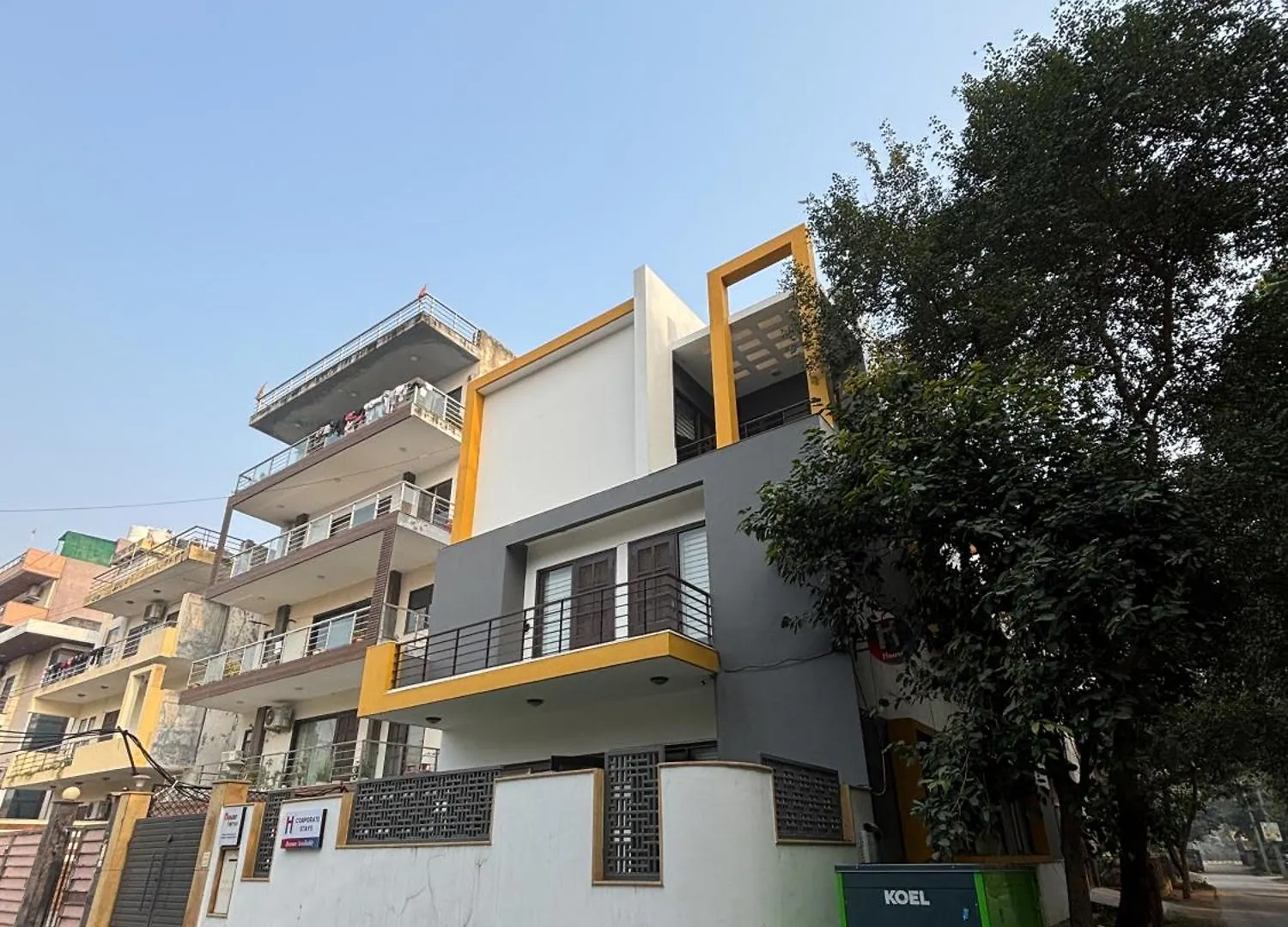 Hotel Housr 2 Bhk Apartment Sector 39 Gurgaon