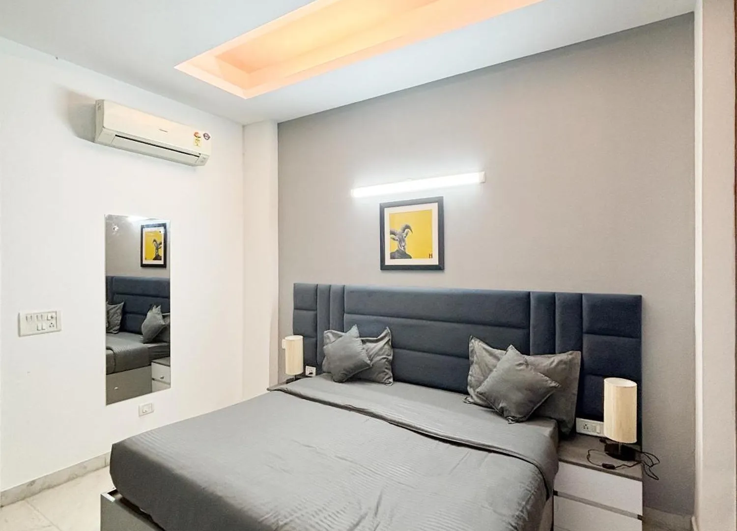 Housr 2 Bhk Apartment Sector 39 Gurgaon 0*,